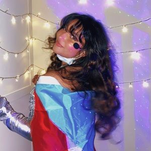 Meet your Posher, Andrea